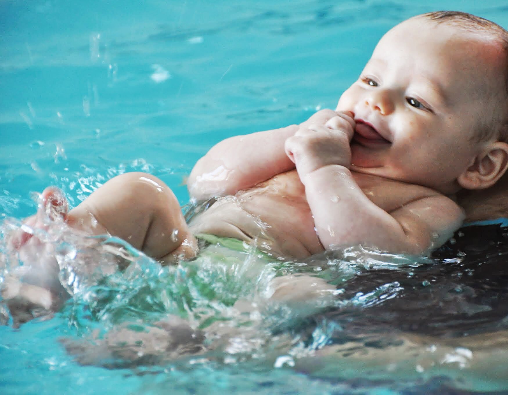 Bebes Nageurs A Etterbeek La Baignoire Kadolog