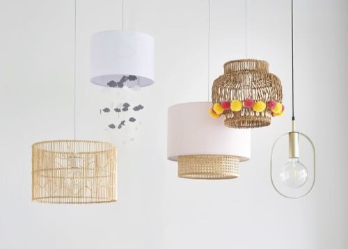 Abat-jour pour suspension rose cannage en osier Lila | Maisons du