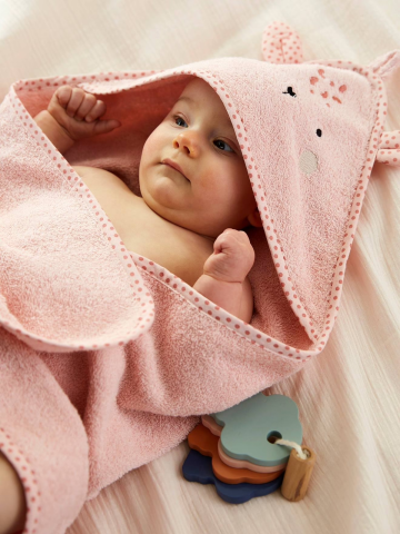 Cape de bain bebe a capuche brodee animaux rose Kadolog